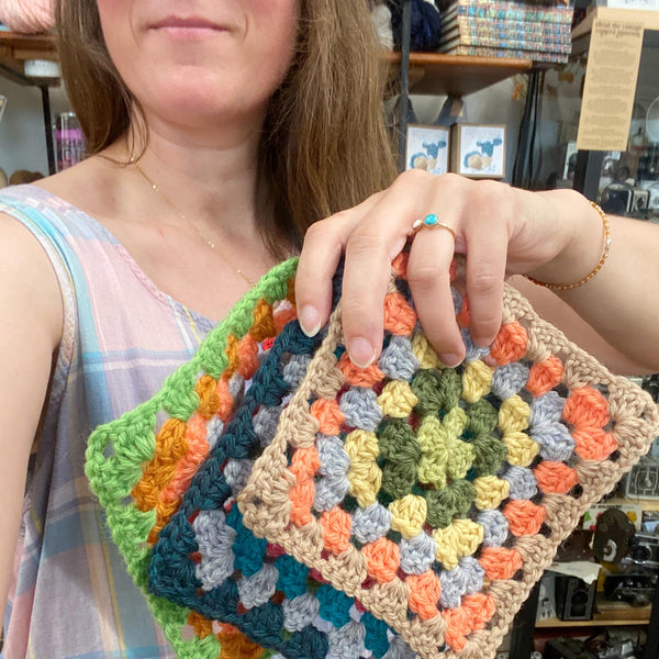 Call for Crochet Granny Squares!