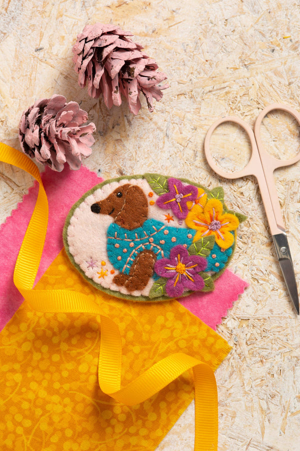 Dachshund Brooch Felt Craft Kit